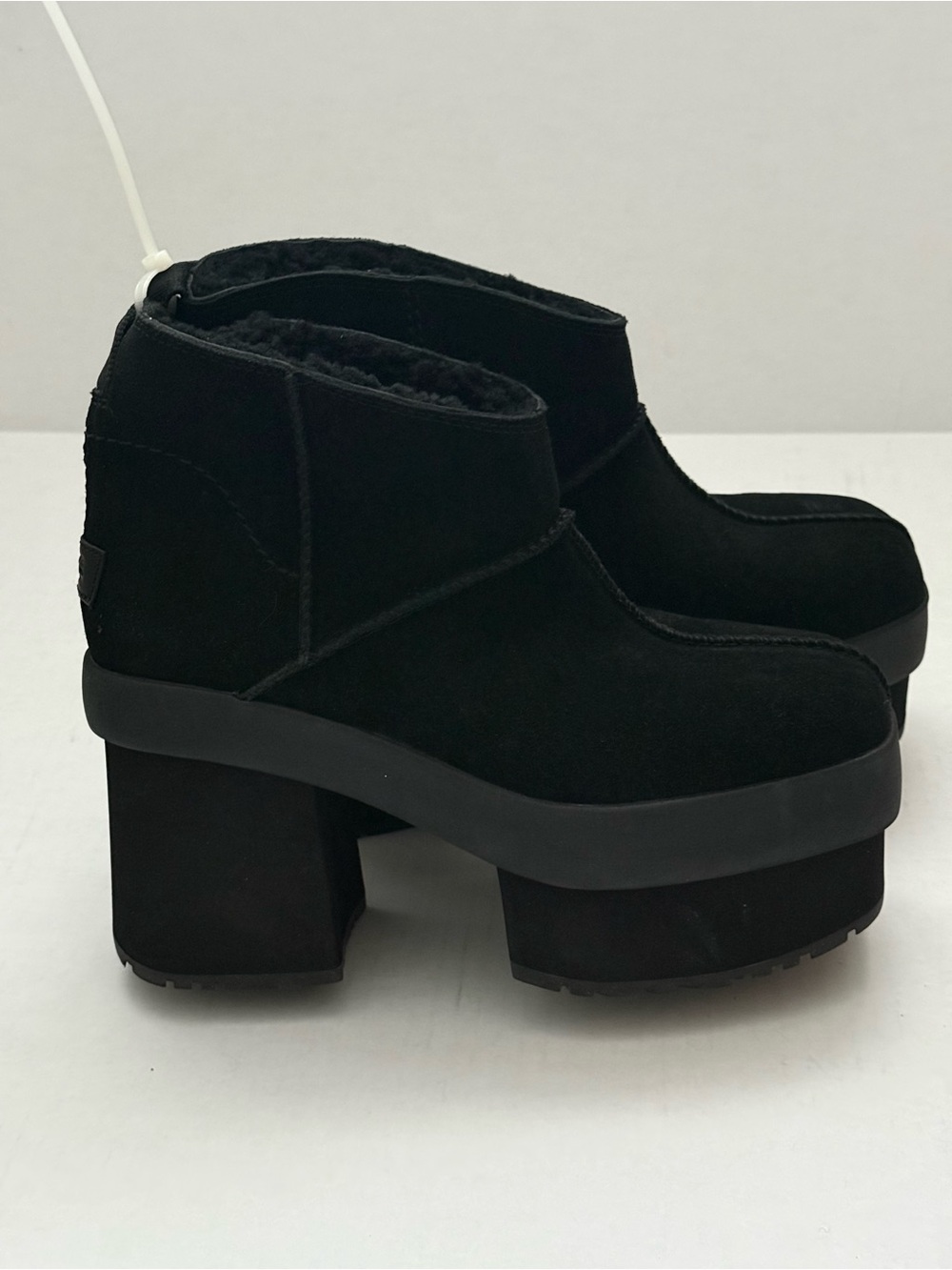 UGG Black Platform Shearling Ankle Boots Size 10 - Picture 4 of 13